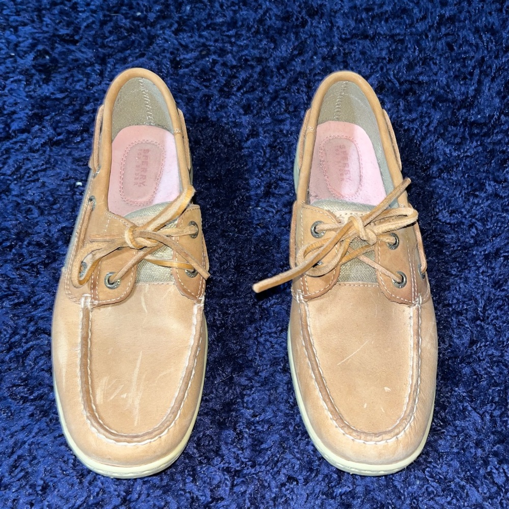 Sperry boat shoes